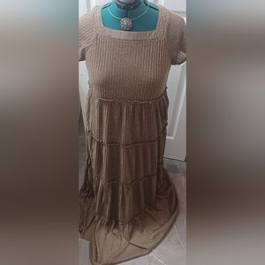 Listicle, SZ:L, brown dress